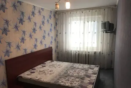 Двухкомнатная квартира на сутки в Речица, ул. 5-й микрорайон 3